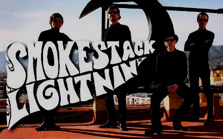 Die aus Nürnberg stammenden <a href="https://www.smokestacklightnin.de/" target="_blank">Smokestack Lightnin’</a> bespielen nun seit vielen Jahren die Bühnen dieser Welt und das mit einer unaufhörlichen Kraft und Leidenschaft, die den Menschen das angestaubte Genre „Country“ wieder mit Sexappeal und Coolness näher bringt.